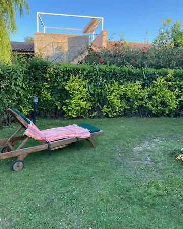 Apartament Mare 3 *